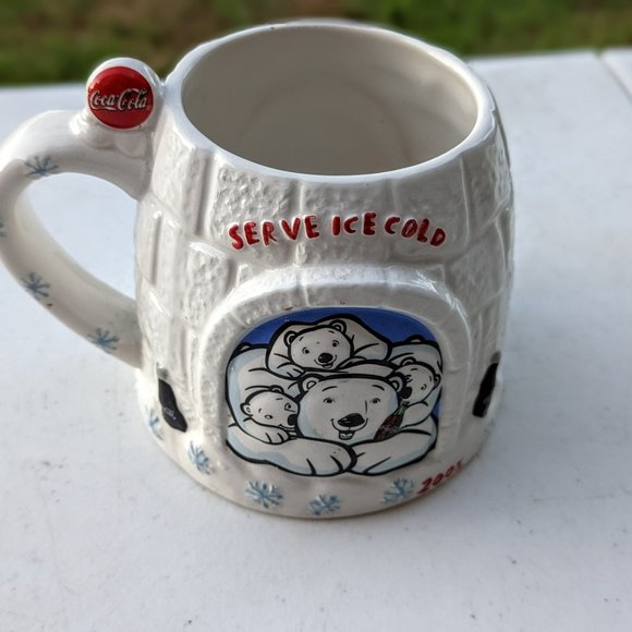 Coca Cola Igloo Polar Bear Coffee Mug - Picture 13 of 13